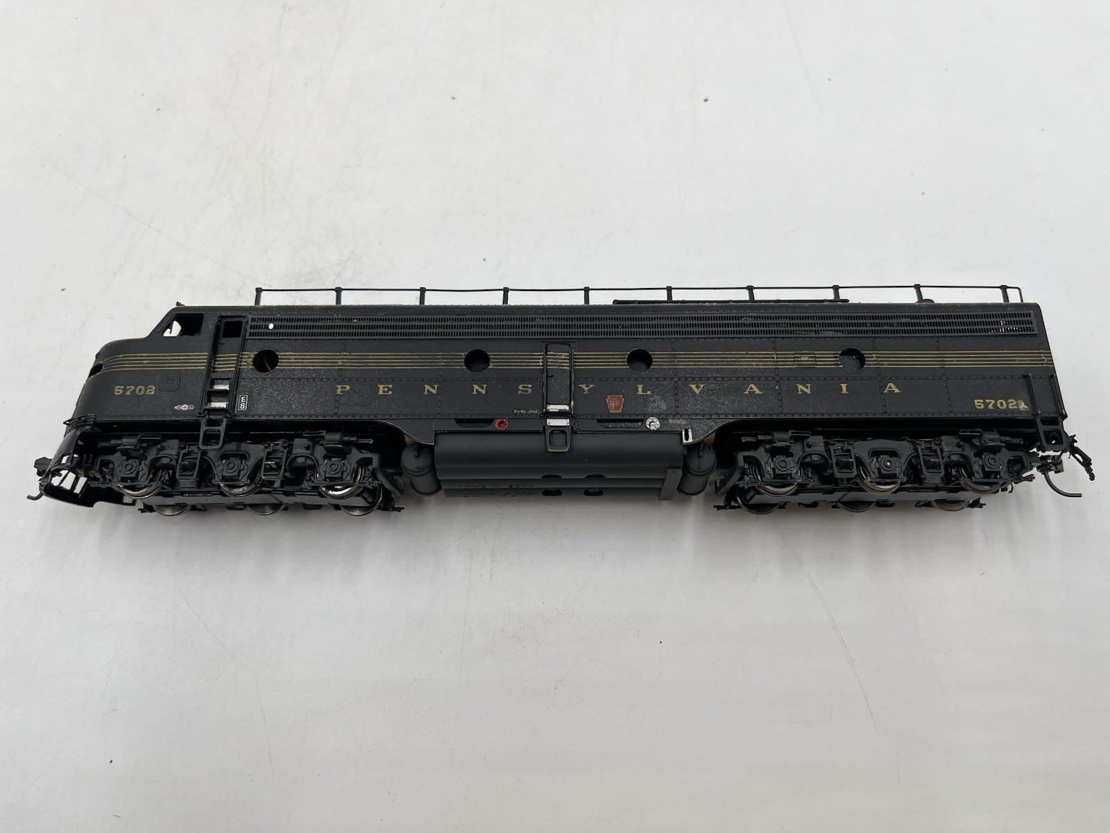 Ho Scale Proto 2000 Series E8/9 Locomotive Brunswick Pennsylvania Railroad #6702
