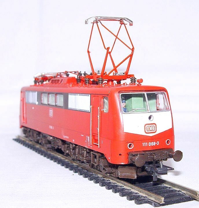 Roco DC HO 1:87 Deutsche Bundesbahn BR 111 “ORIENTROT” ELECTRIC LOCOMOTIVE MIB!