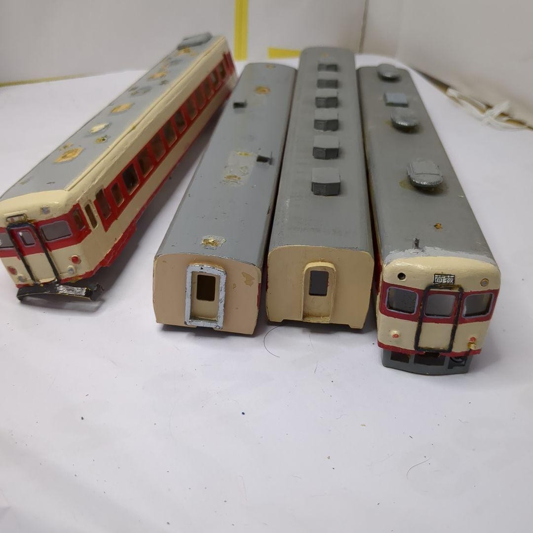 KIHA HO paper body Need repair 4-car set