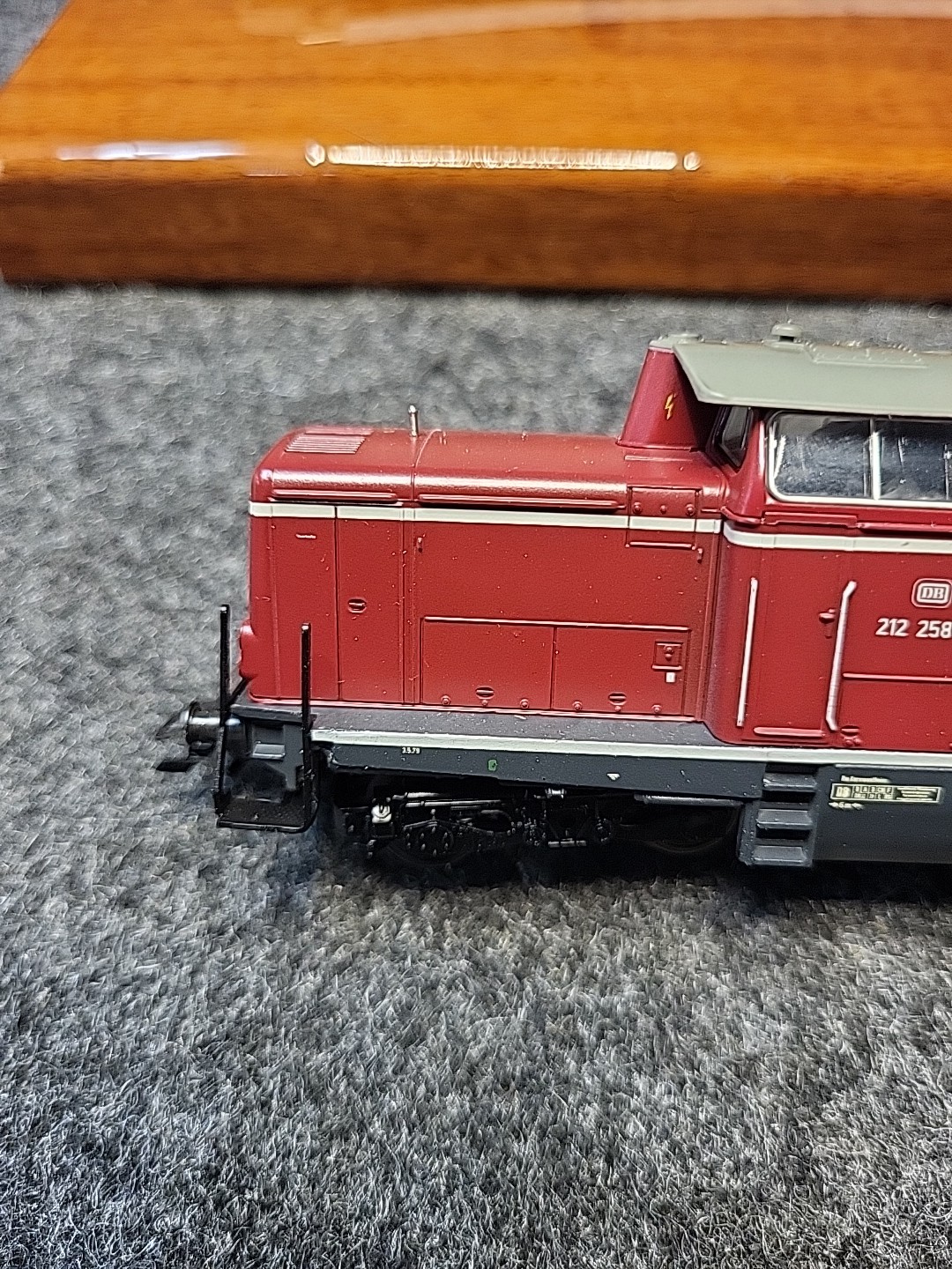 Marklin 3372 HO gauge Deutsche Bahn BR 212 diesel locomotive C-8