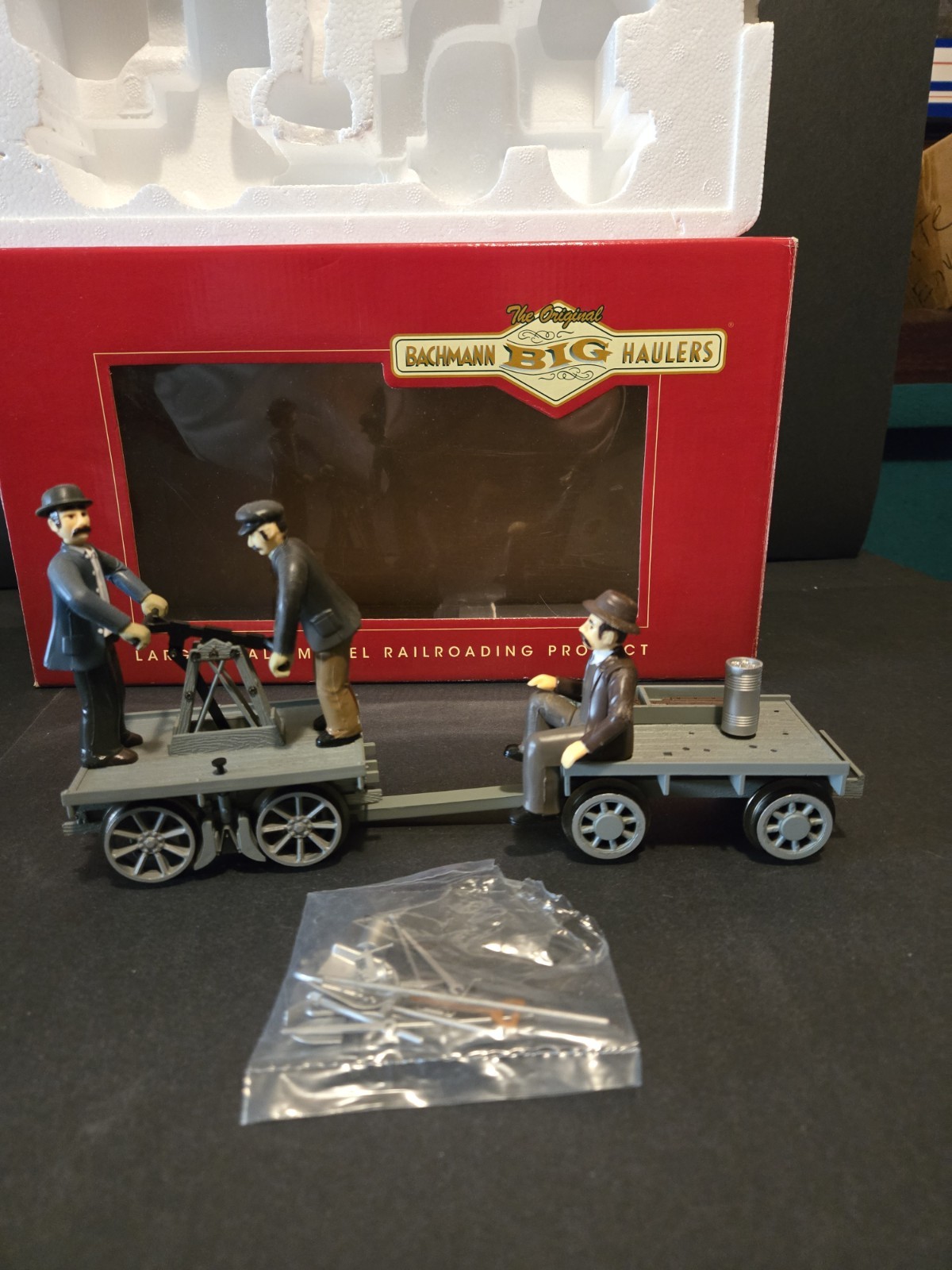Bachmann Big Haulers 96201 G Motorized Handcar with Trailer