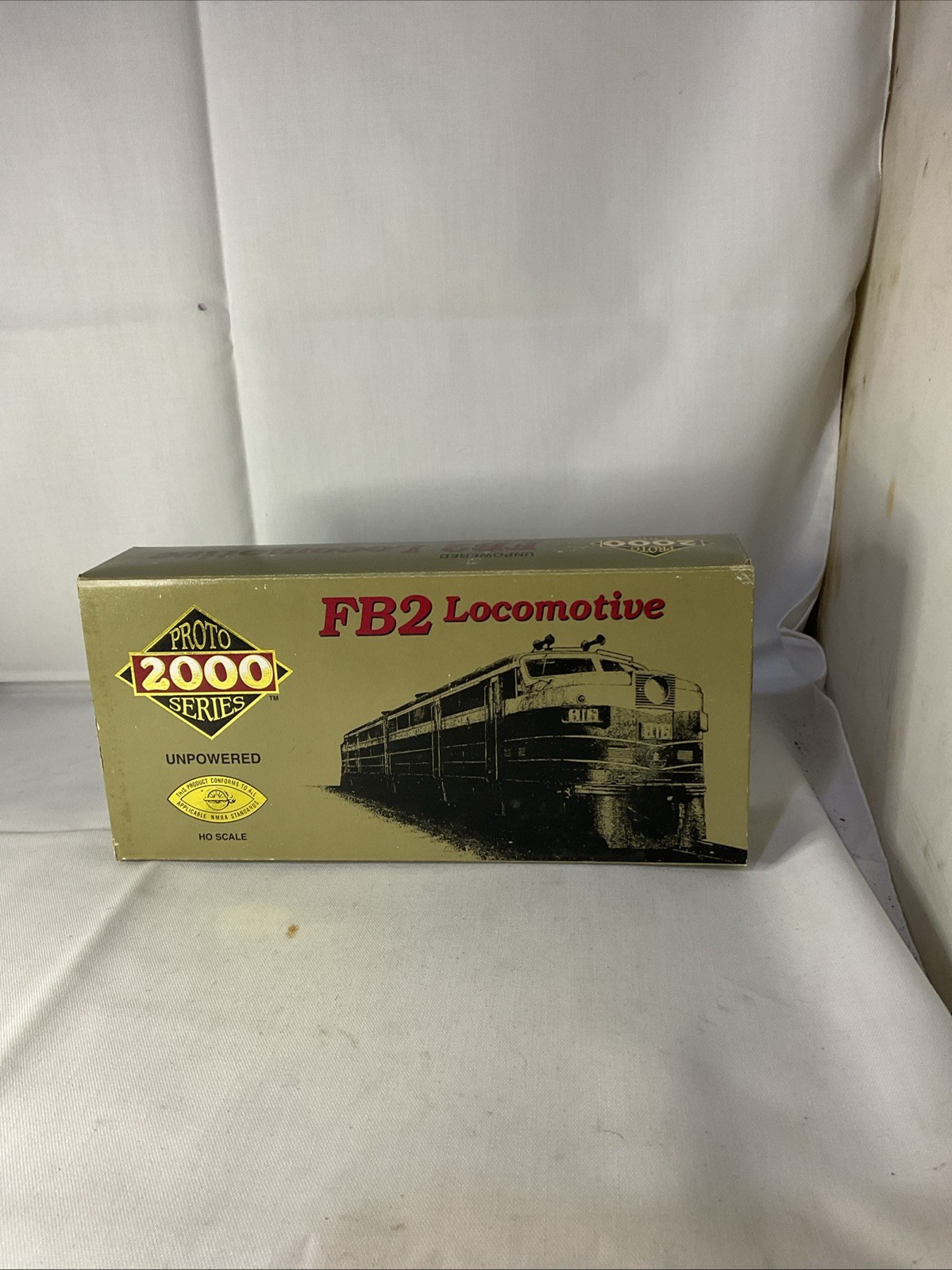 Life-Like Proto 2000 HO Scale FB2 Erie Locomotive Engine 737-B