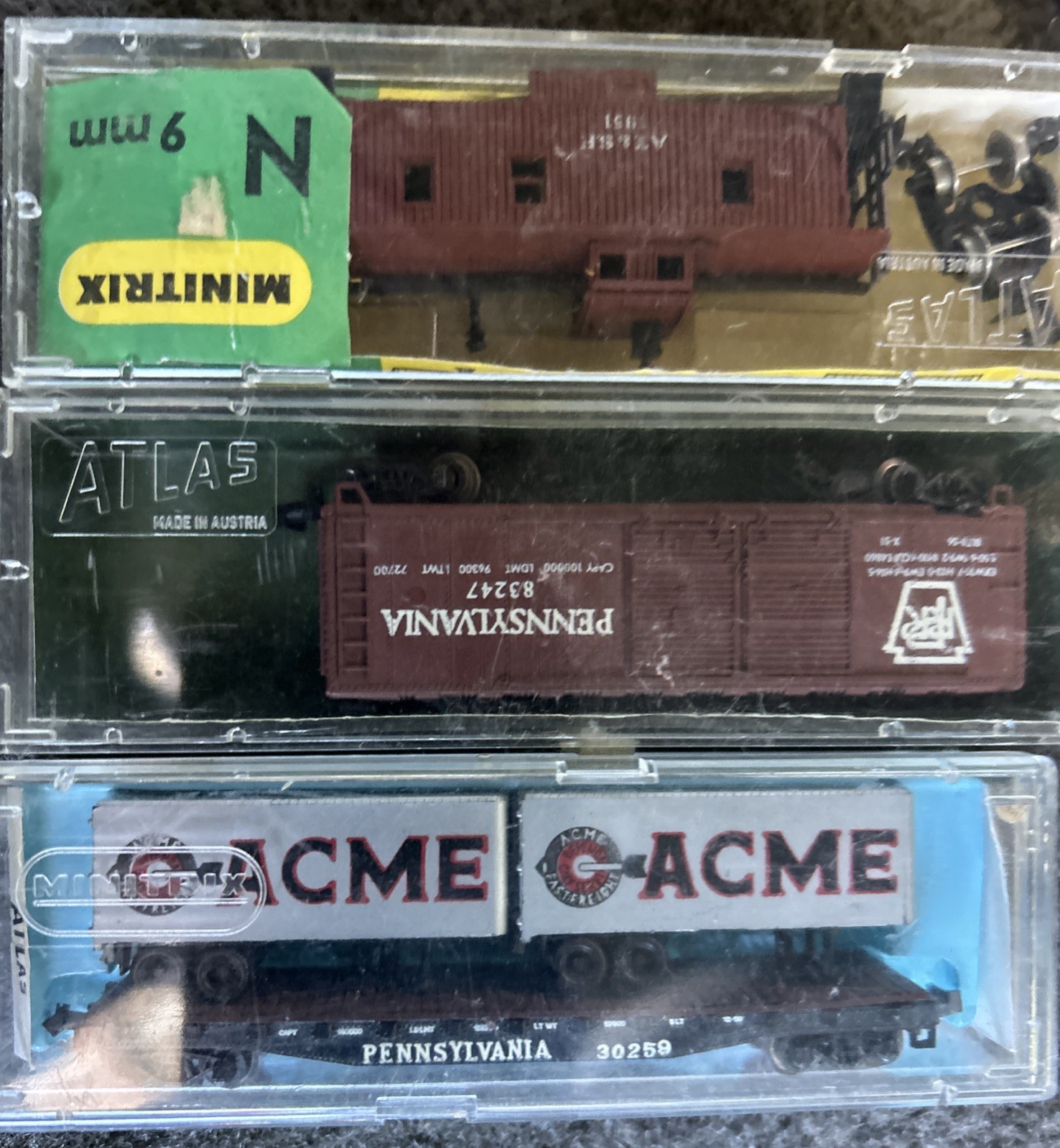 Lot Of 6 Mini Trix N Gauge : Various Manuf. Freight cars, and Track. Used