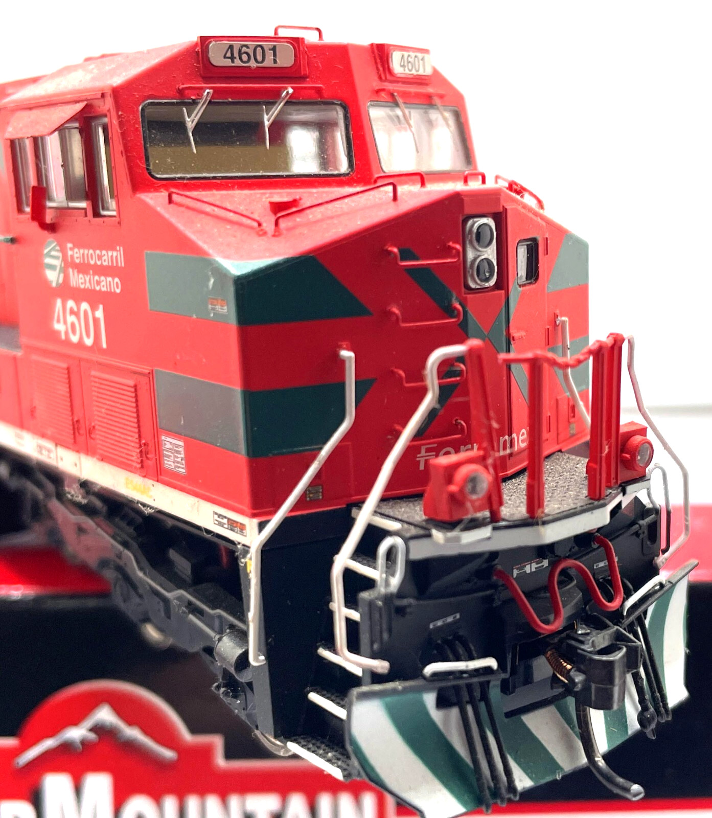 HO INTERMOUNTAIN 49704S-01 ES44AC FERROMEX # 4601 DCC SOUND