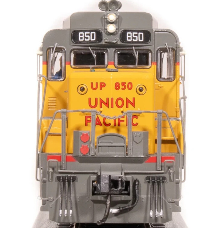 Broadway Ltd 7581 UNION PACIFIC EMD GP30 # 847 w/ Paragon4 DCC/Sound NIB