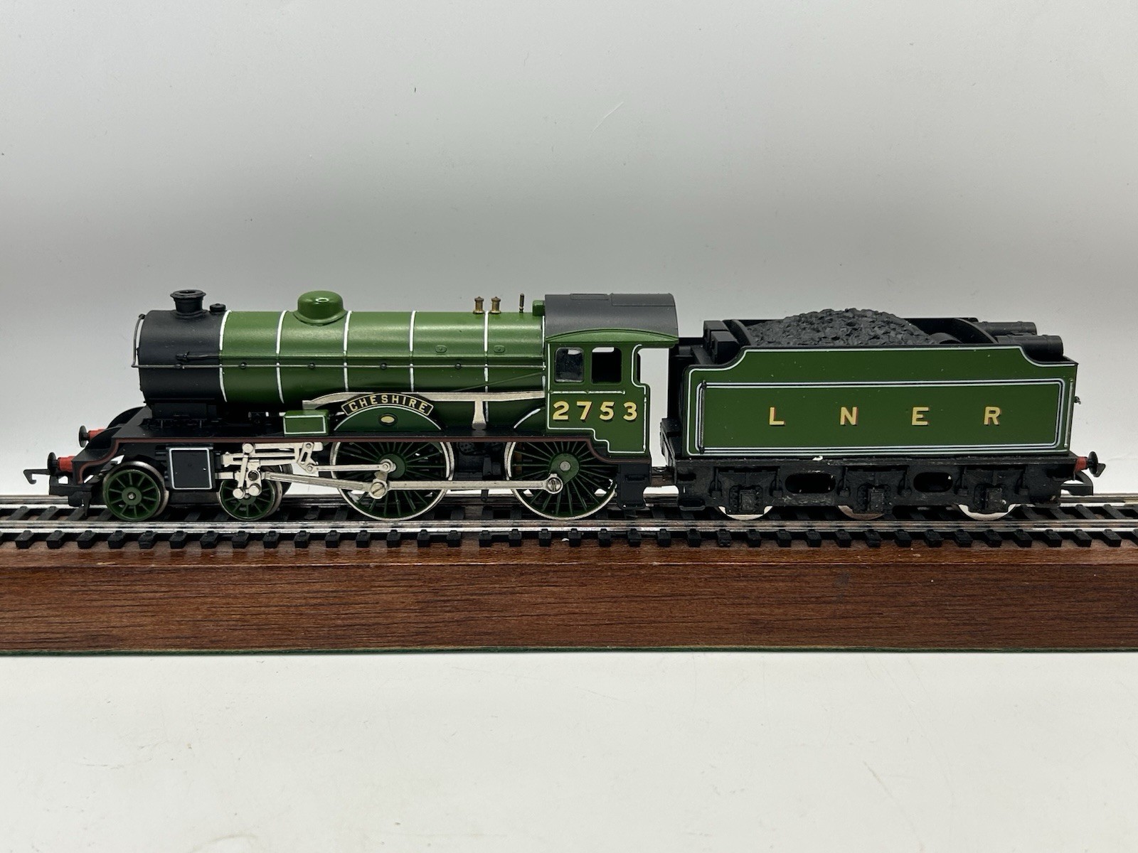 OO Hornby R378 LNER Class D49/1 4-4-0 Steam Locomotive ‘Cheshire’ – (EX BOXED)