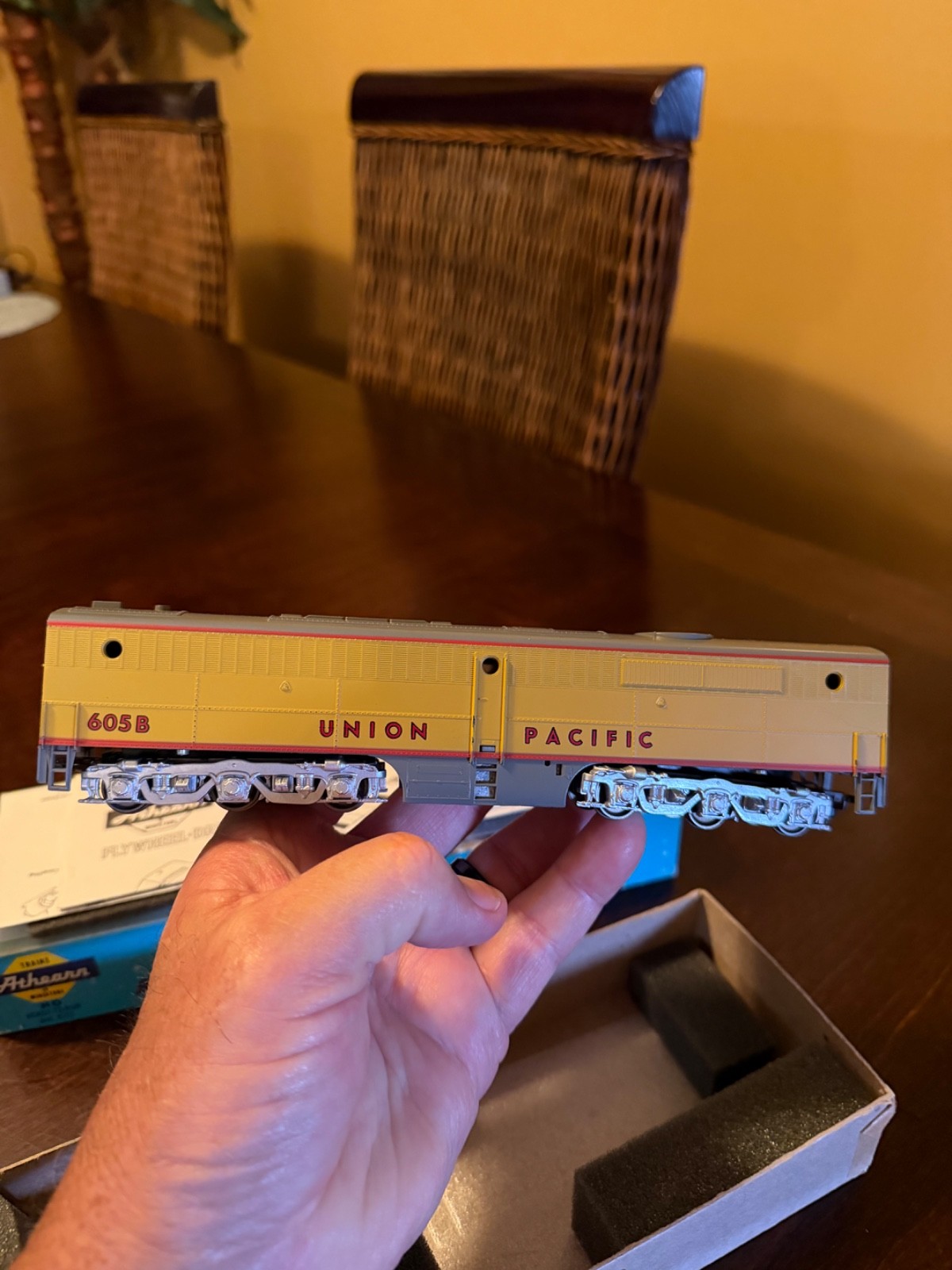 HO Scale Athearn 3367 Union Pacific Alco PB1 Diesel Dummy #605B