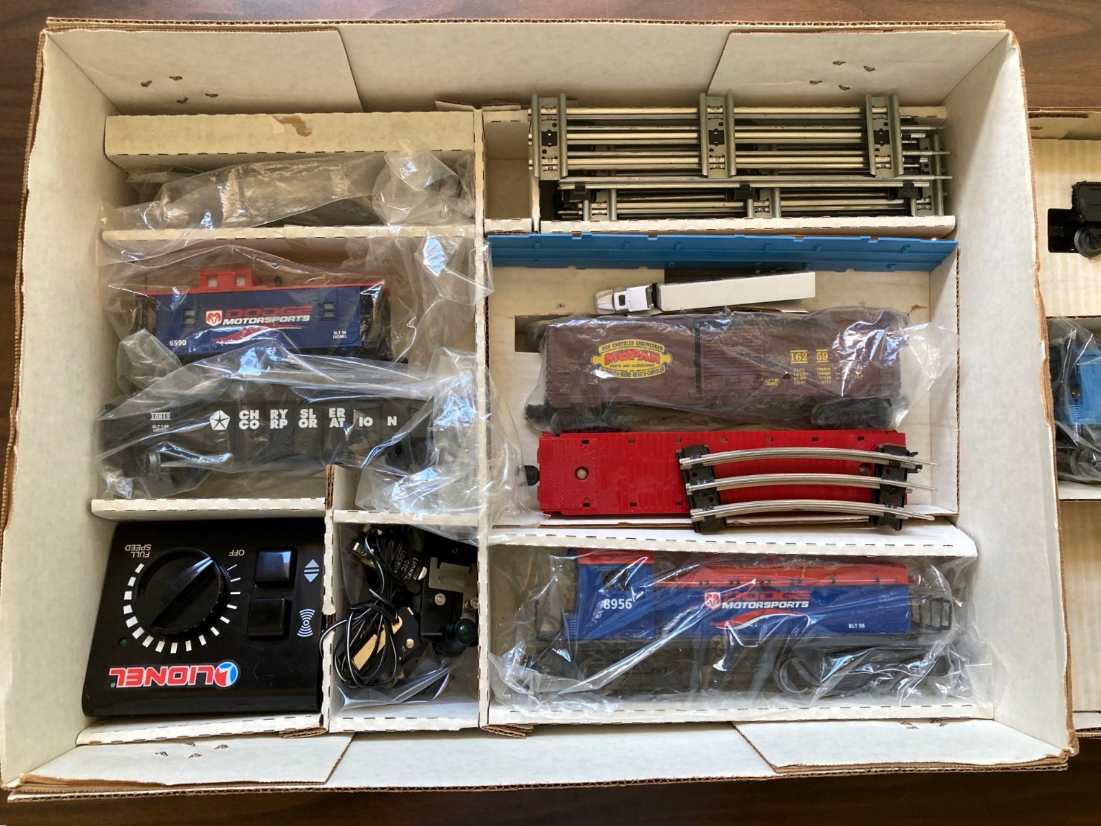Lionel Mopar Hist. Exp 6-11818 + Dodge Motorsports 6-11933 O Gauge Sets Tested