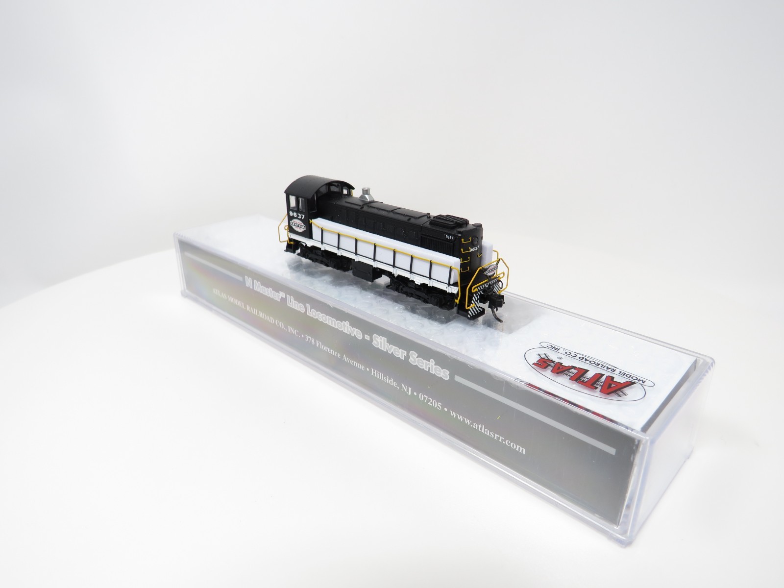 Atlas N 40005703 New York Central NYC Alco S-2 Diesel Switcher Locomotive