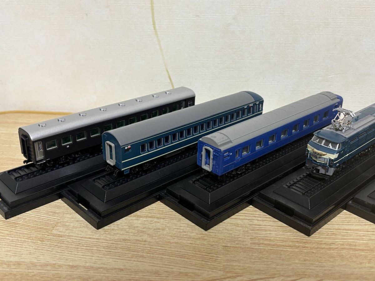 N Gauge Size Japanese Railway Collection 11-Car Set DD51 Diesel Locomotive DF50