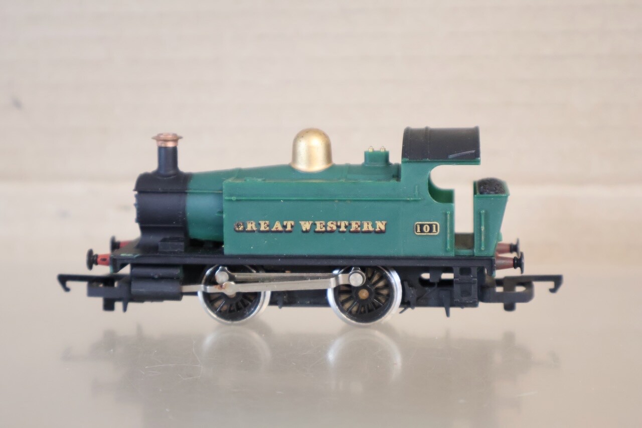 HORNBY R077 GWR 0-4-0 HOLDEN CLASS 101 TANK LOCOMOTIVE 101 om