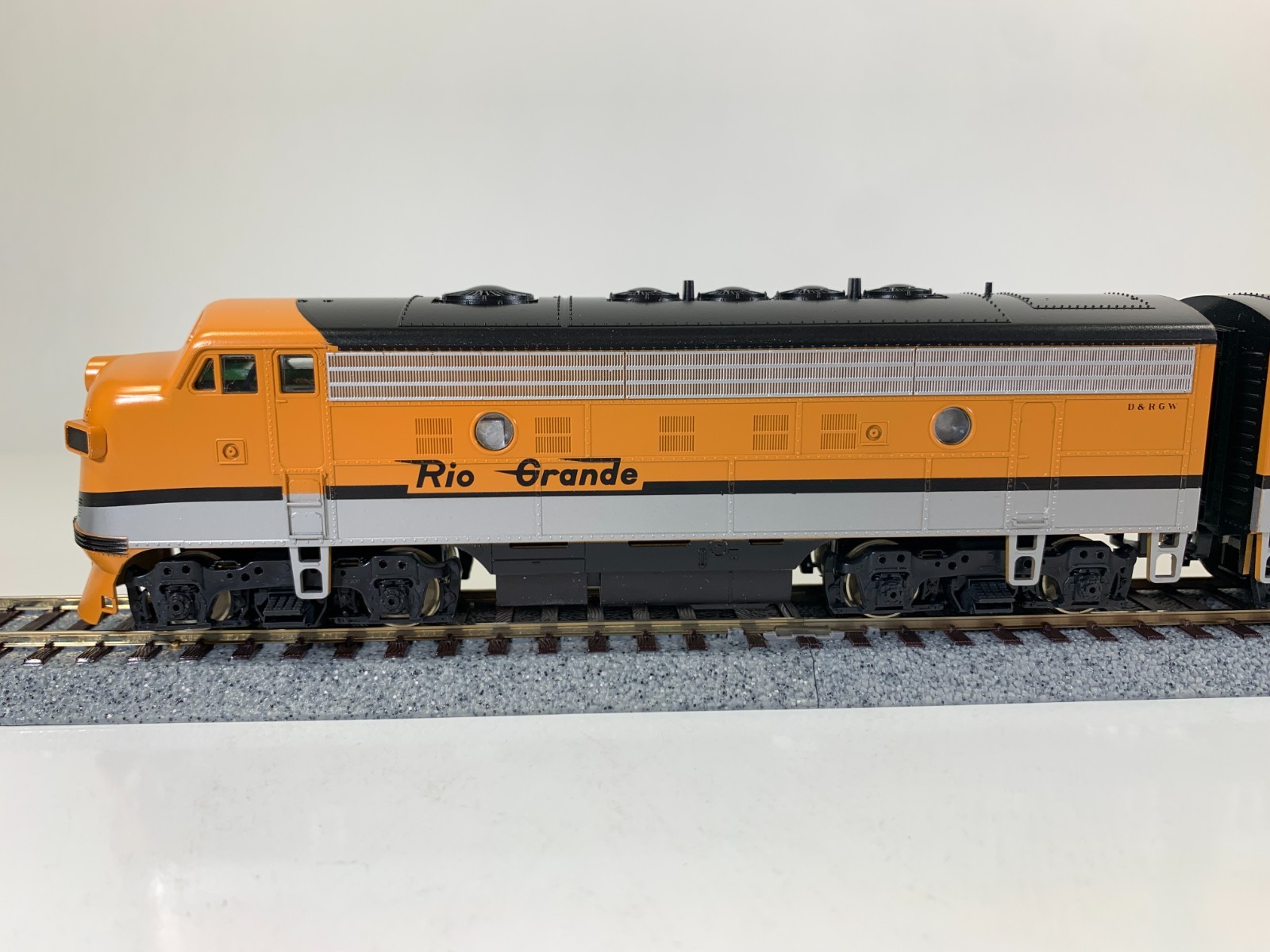 HO Stewart Hobbies 5912 F9 AB D&RGW Diesel Set # Un-numbered