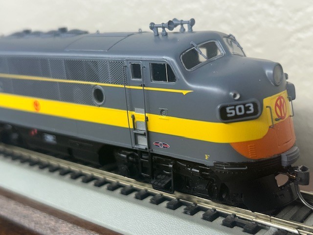 NEW YORK ONTARIO & WESTERN F3A unit EMD DIESEL LOCO- DC / DCC Ready HO Scale NEW