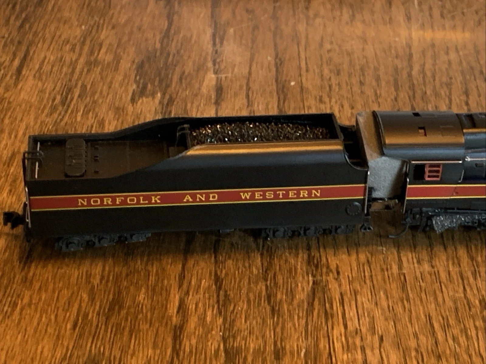 Bachmann Spectrum N 82152 Norfolk Western 4-8-4 Class J Locomotive. Needs Work.