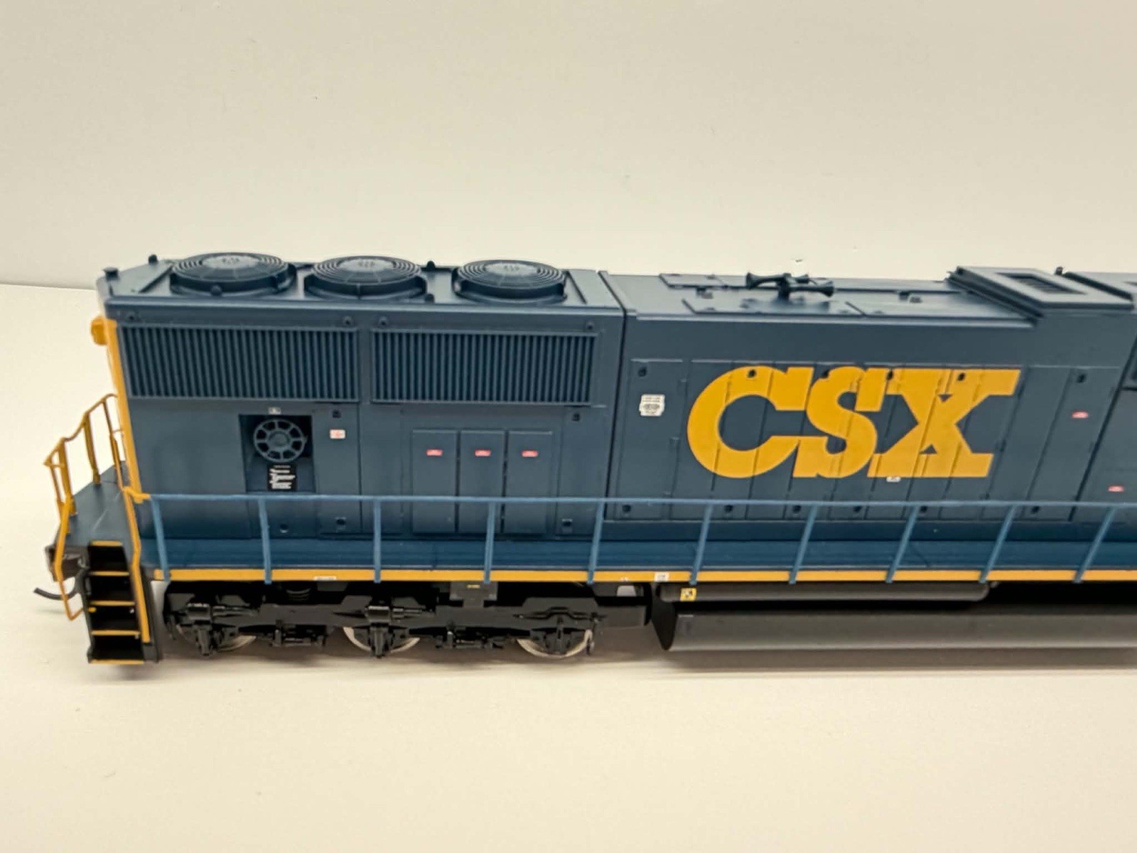 Athearn Genesis HO SD70M CSX #4681 YN3 Scheme G6172 Diesel Locomotive MINT OOP