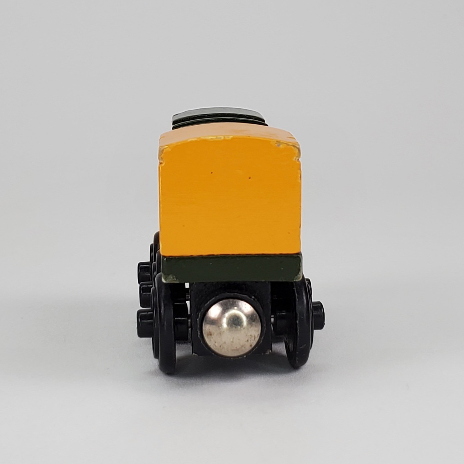 Thomas & Friends Wooden Railway Iron Arry Sodor Ironworks Diesel Engine Toy