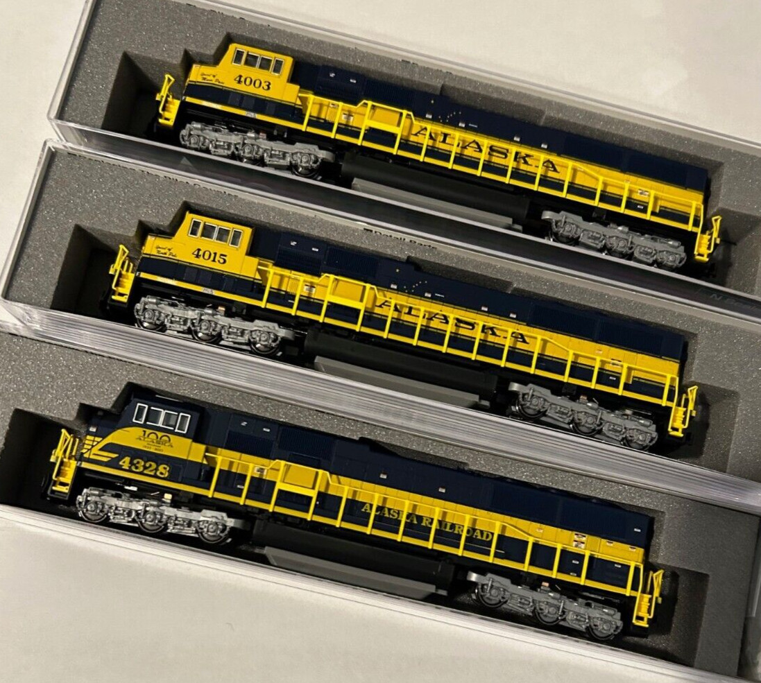 KATO N SCALE SD70MAC 3 LOCO SET ALASKA RR 176-6410 176-6411 176-6412 W 100 Years