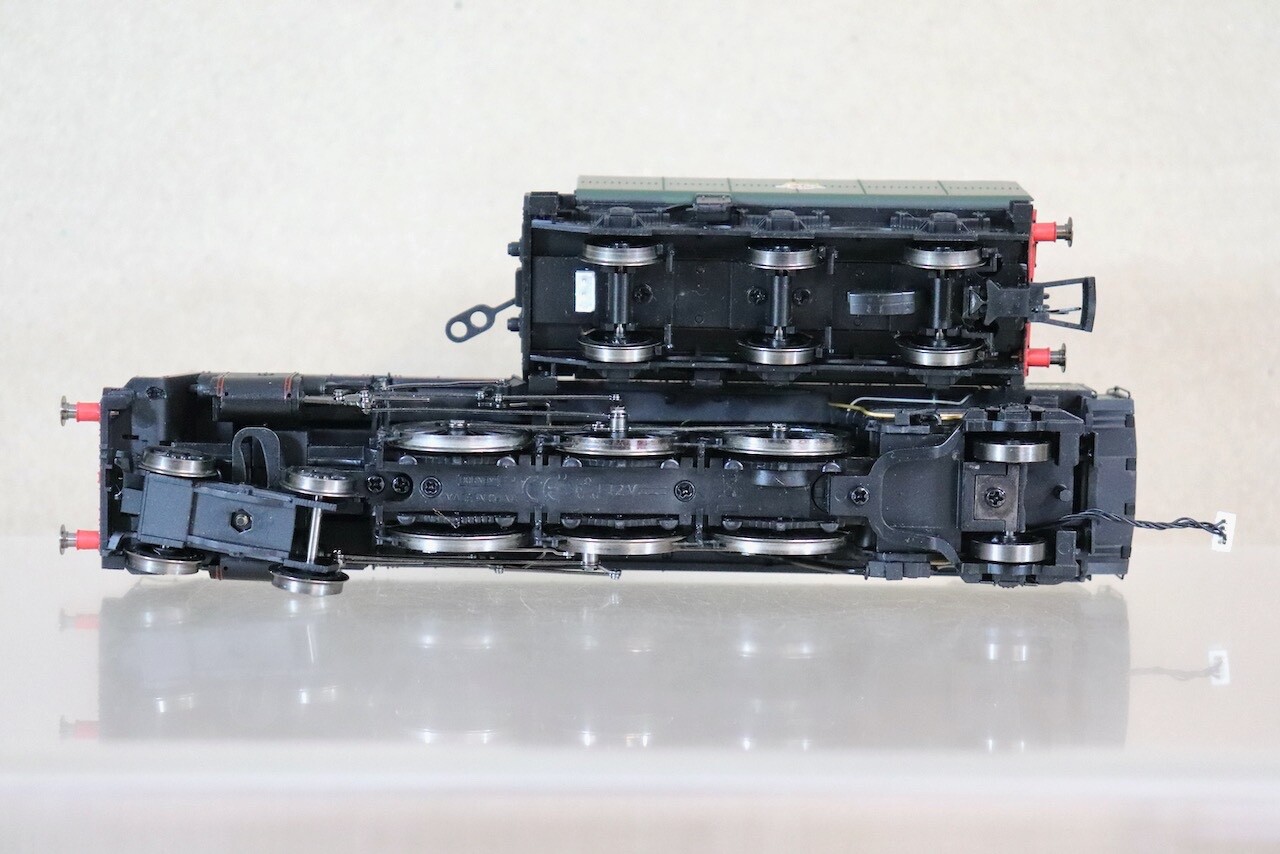 HORNBY R3096 DCC FITTED BR 4-6-2 LOCOMOTIVE 70004 WILLIAM SHAKESPEARE of