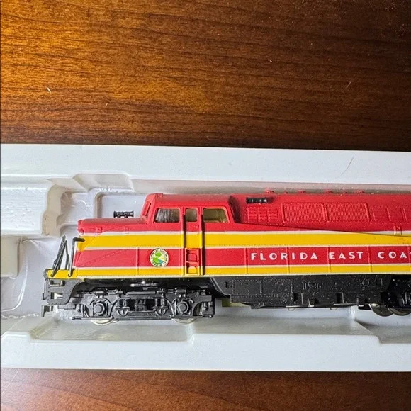 AHM Florida East Coast HO Scale Diesel Train Locomotive (New)