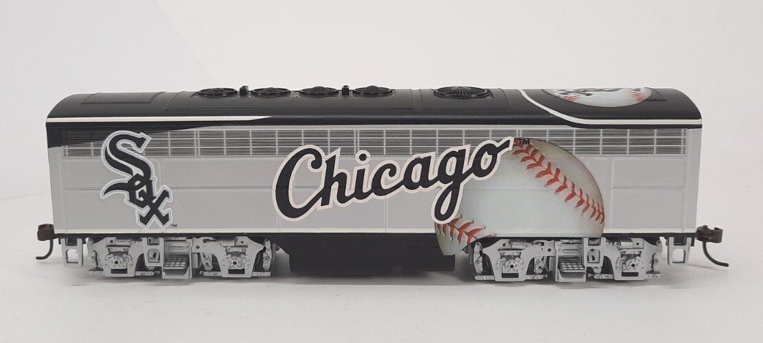 The Chicago White Sox Bachmann Hawthorne Village HO Locomotive Train