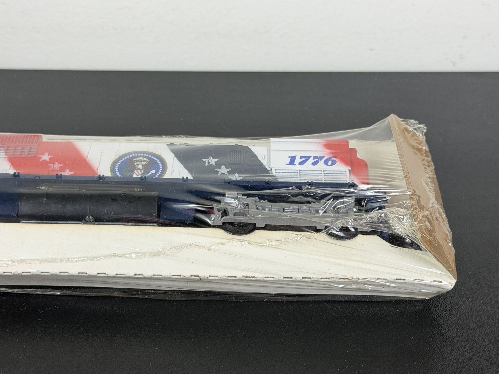 NEW NOS Tyco 1776 Alco 430 Powered Lighted Diesel Spirit Of 76 w/ Caboose & Car