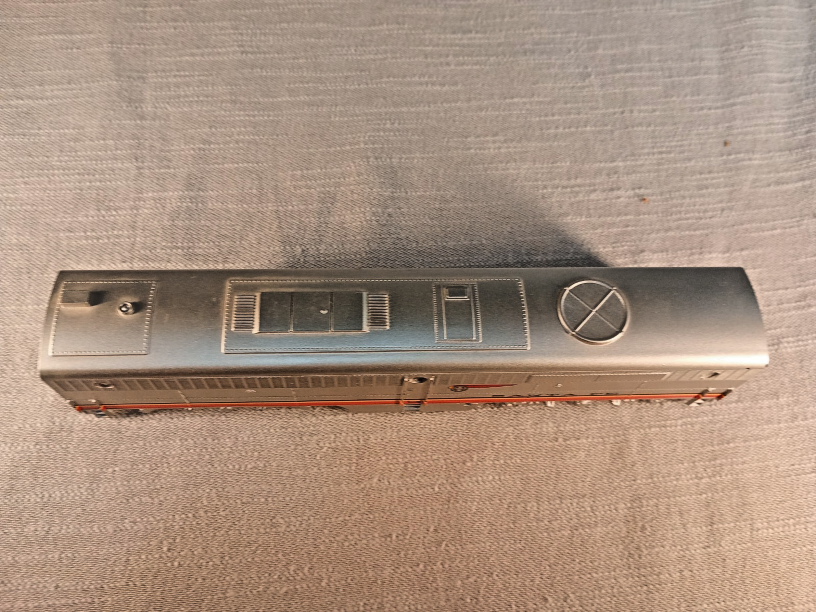 Athearn 42005 HO Scale Santa Fe ATSF F7B B Unit Dummy Non-Powered Locomotive OB