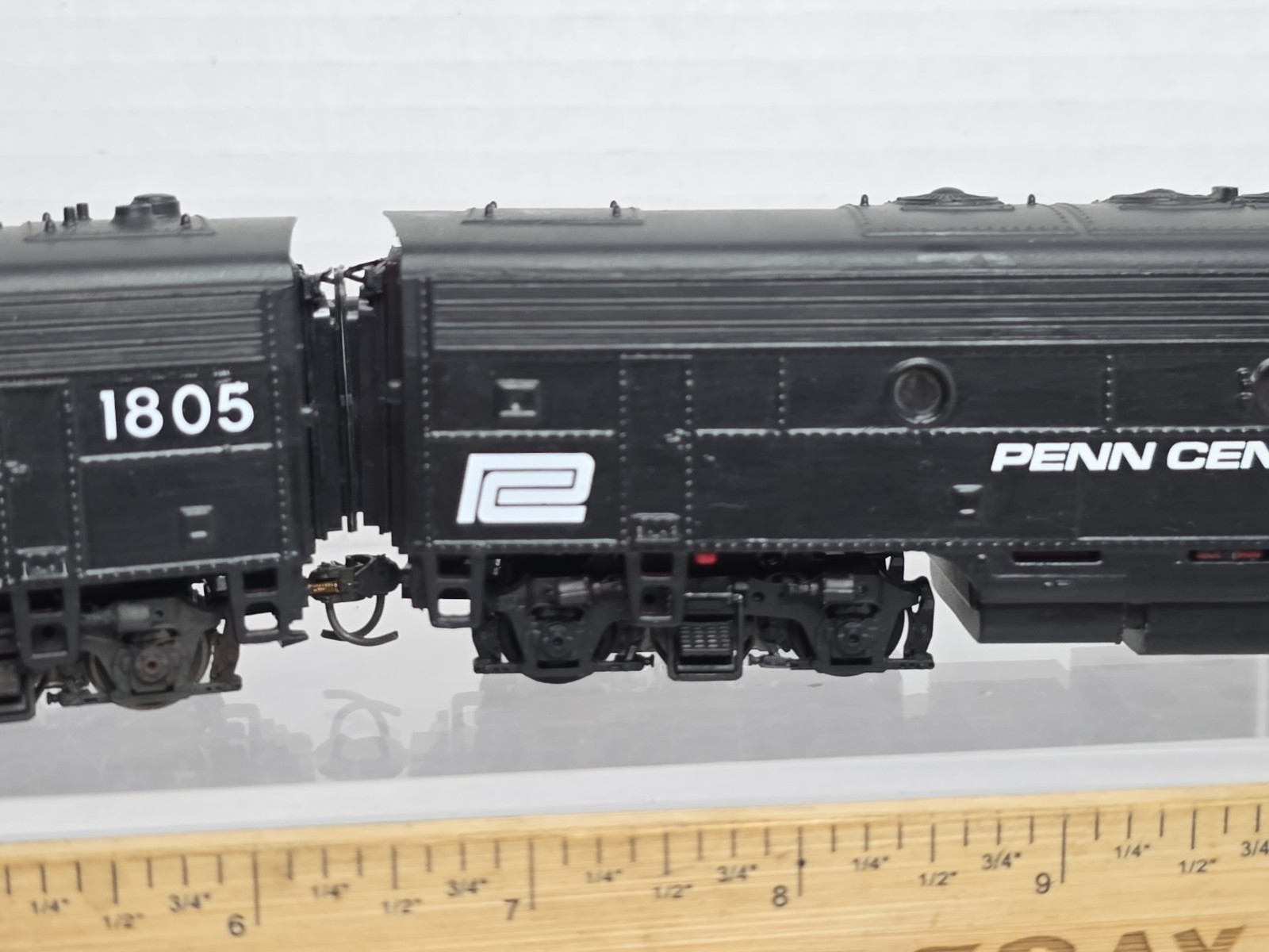 Athearn HO Scale Custom Paint Penn Central F7 Diesel Loco AB Units PC 1805 Runs
