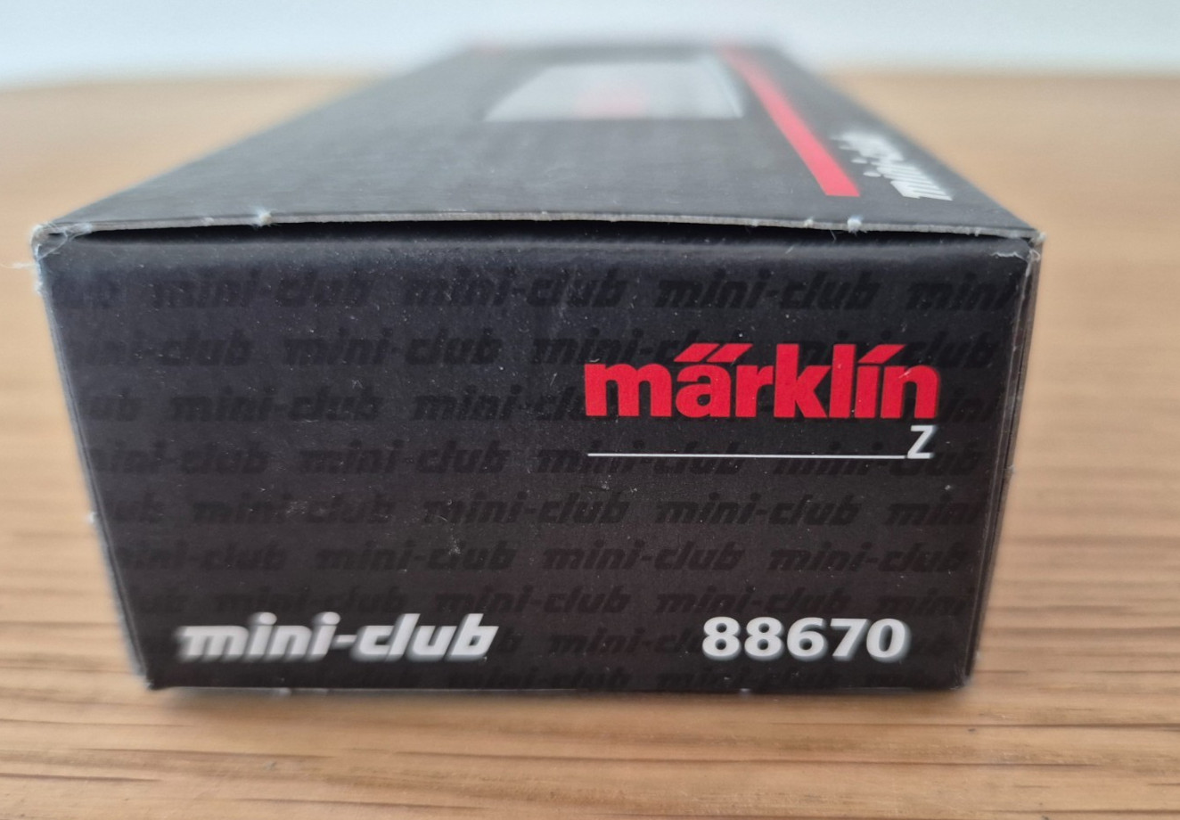 MäRKLIN MINI-CLUB 88670 ELECTRIC LOCOMOTIVE MINI COOPER Z SCALE NEW NEVER USED