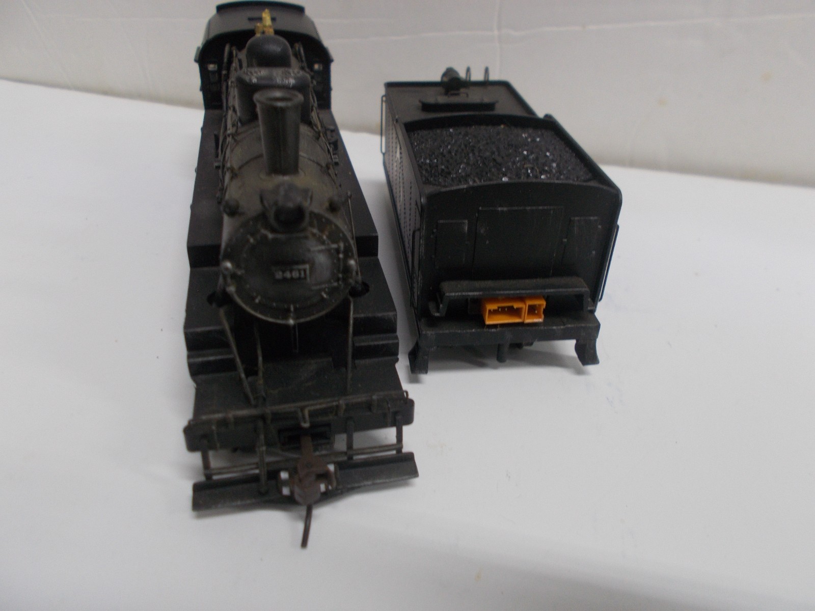 SPECTRUM~ERIE 2-10-0 RUSSIAN DECAPOD LOCOMOTIVE # 2461 & TENDER~DCC PLUG ~HO