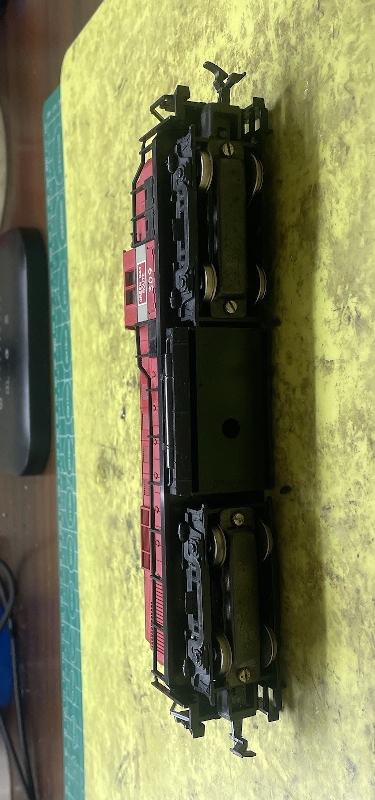 AHM Mehano Green Bay Route #309 GP-9 Diesel Locomotive Engine Serviced Lot B19
