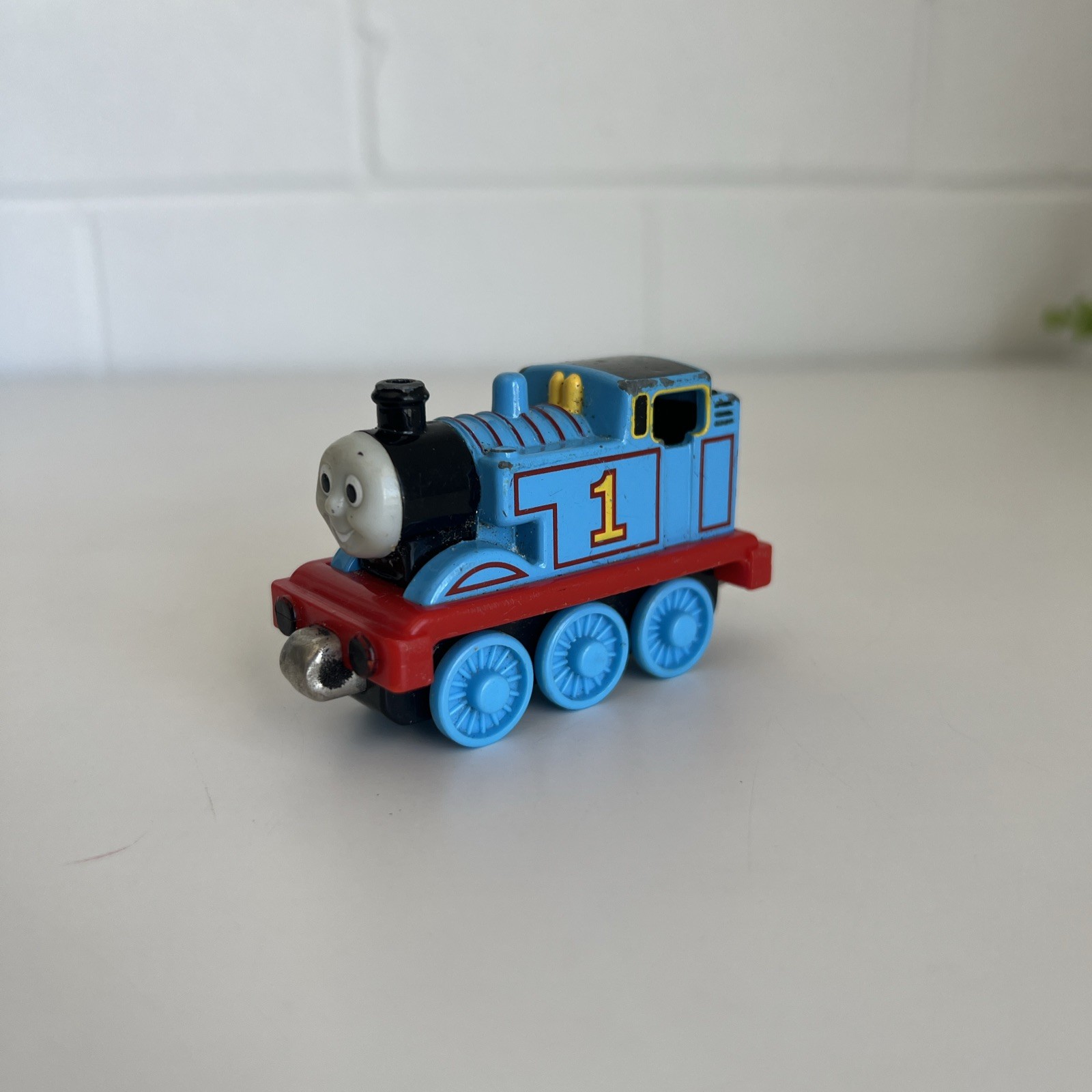 Thomas & Friends Diecast Thomas No. 1 Train (2002, Learning Curve)