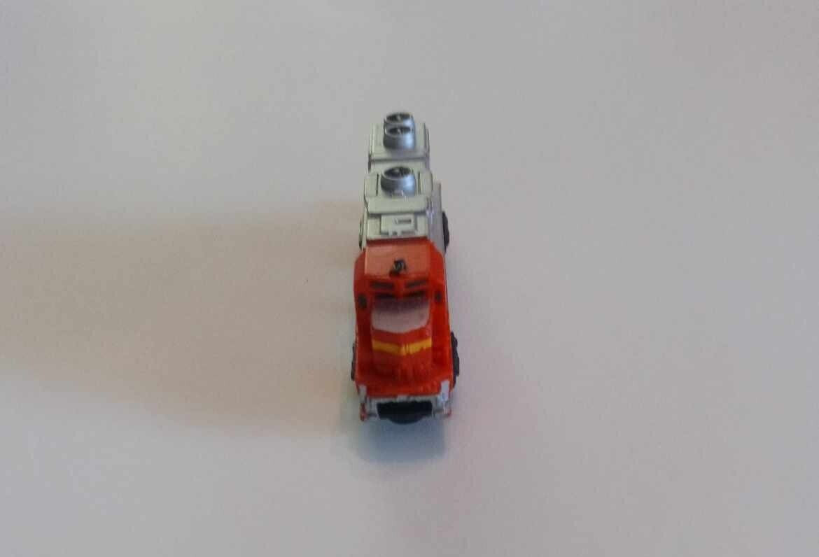 1989 Santa Fe 3500 Locomotive Galoob 2.5 inches