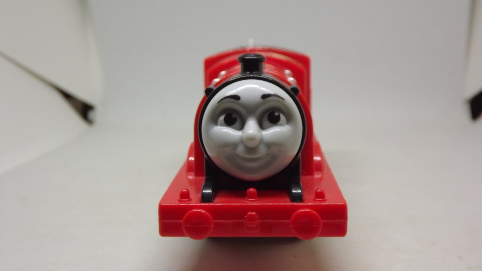Thomas & Friends: Trackmaster – Motorised James (2014, Fisher-Price)