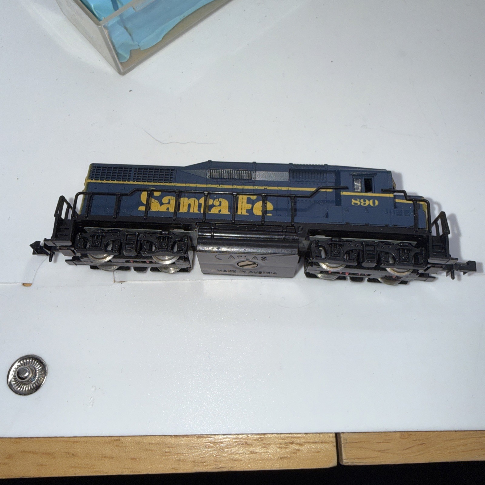 N Scale Arnold Rapido Revell N Desert Chief Santa Fe Passenger Train 13 Cars