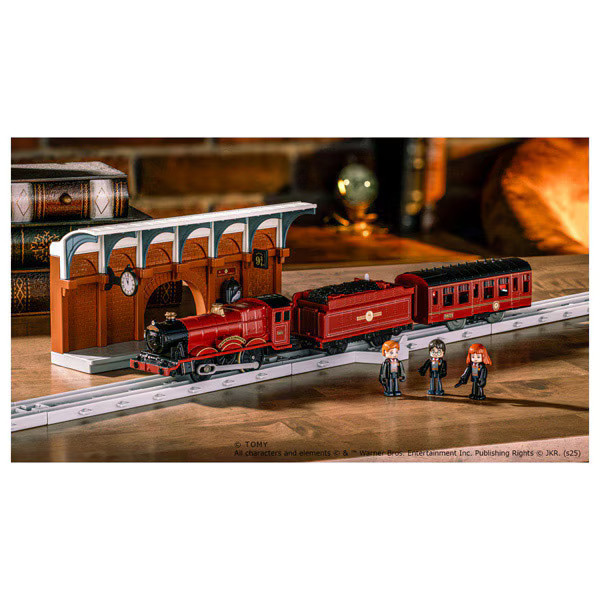 Plarail Harry Potter Hogwarts Express Train Model Toy Set Takara Tomy 2025
