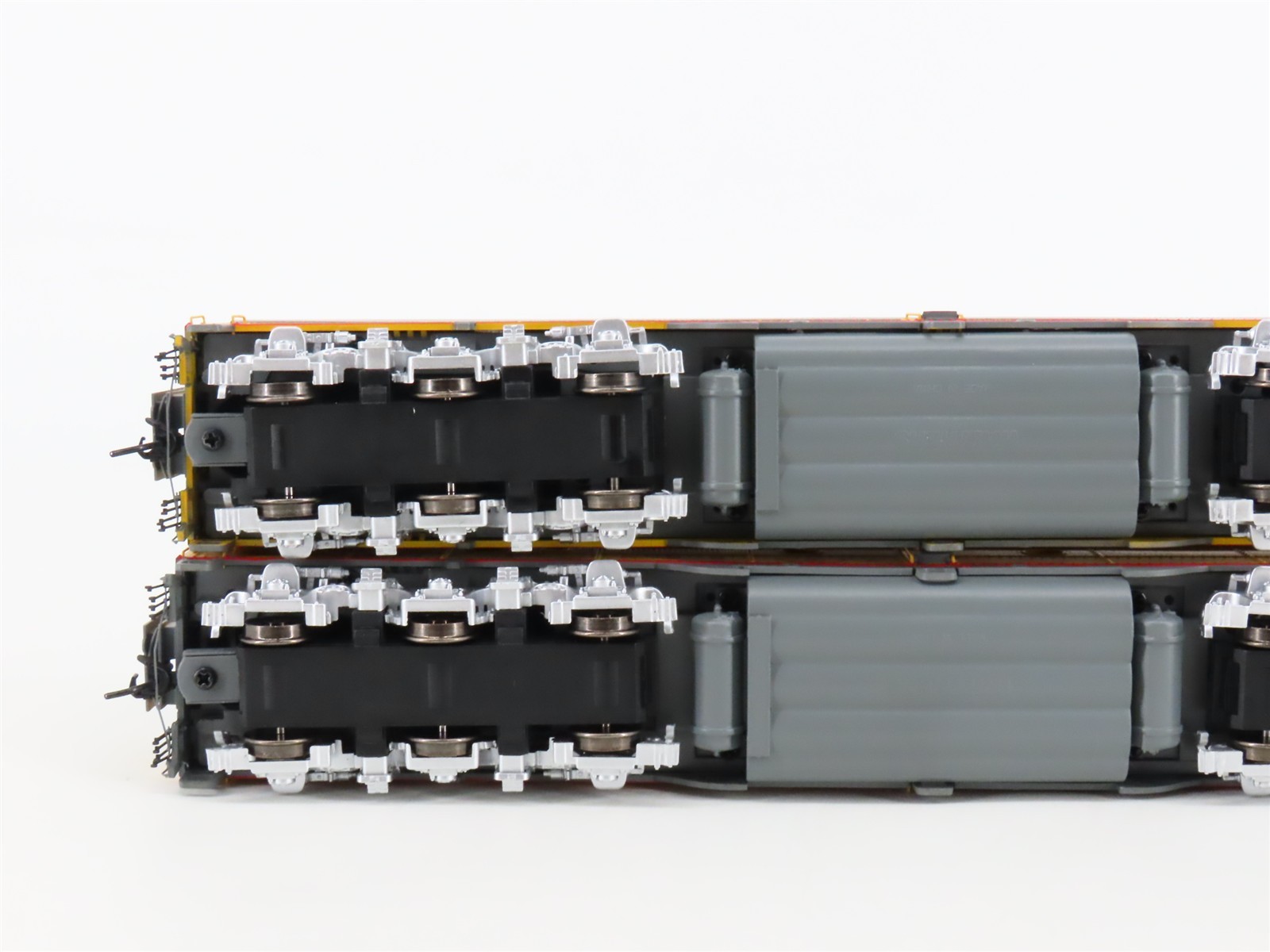 HO Walthers Proto 920-42381 MILW “UP Paint” EMD E9A/B Diesel Set w/ DCC & Sound