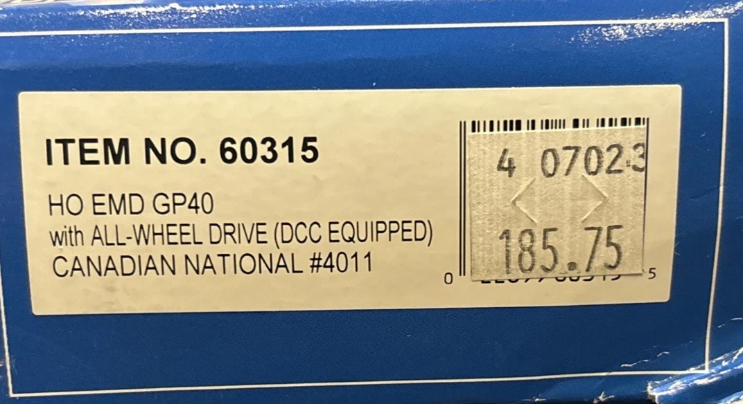 Bachmann HO Scale 60315 EMD GP40 Canadian National CN #4011 DCC On Board – NIB