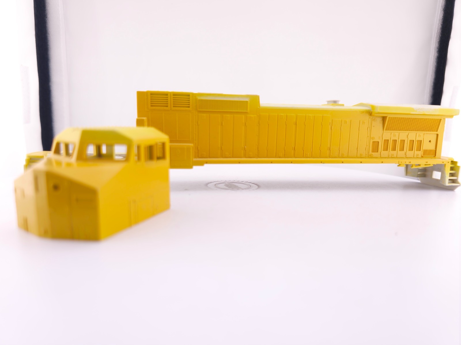 *READ* Rail Power Products? RPP HO Scale GE Dash 8-40W Locomotive Shell ONLY