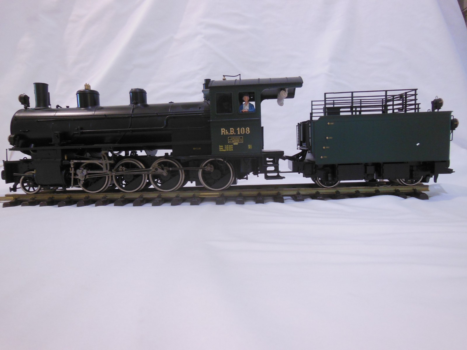 10000 Brawa Dampflok 4/5 RhB 2-8-0 Loco G scale