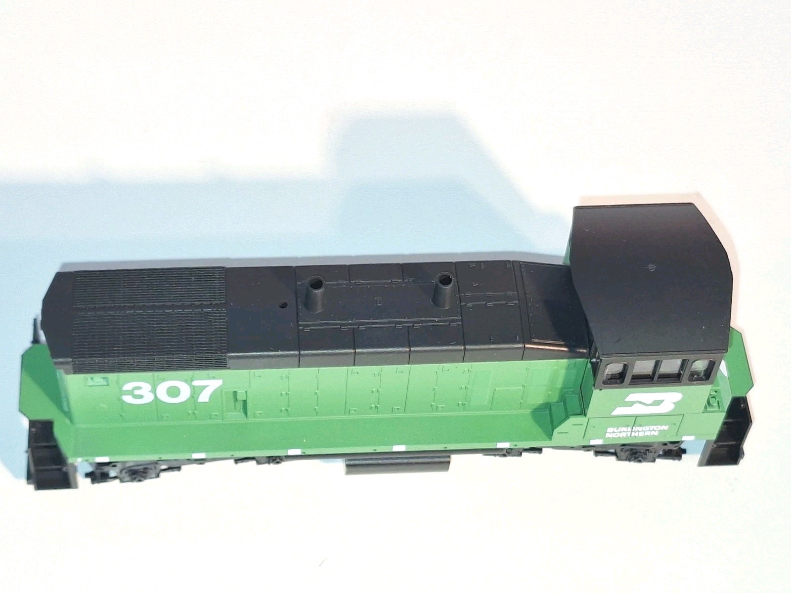 Athearn 3902 Bur Nrthrn SW 1500 Diesel Loco. New Old Stock. Mint Cond. Box. HO