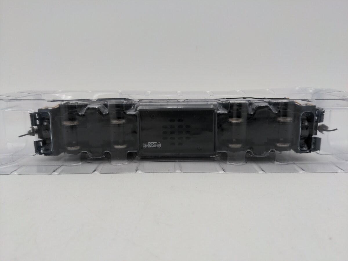 Bachmann 67601 HO Baltimore & Ohio EMD GP30 Diesel Loco #6944 w/ Sound & DCC LN