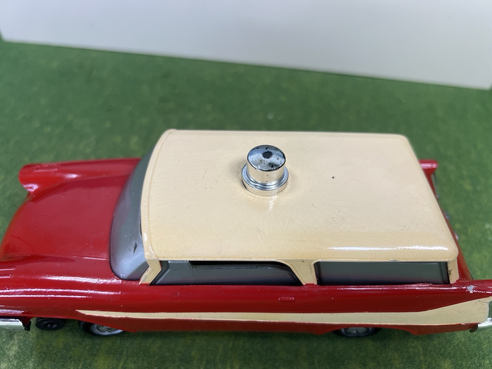 VINTAGE POSTWAR O GAUGE LIONEL #68 EXECUTIVE INSPECTION CAR ORIG. BOX & MANUAL!!