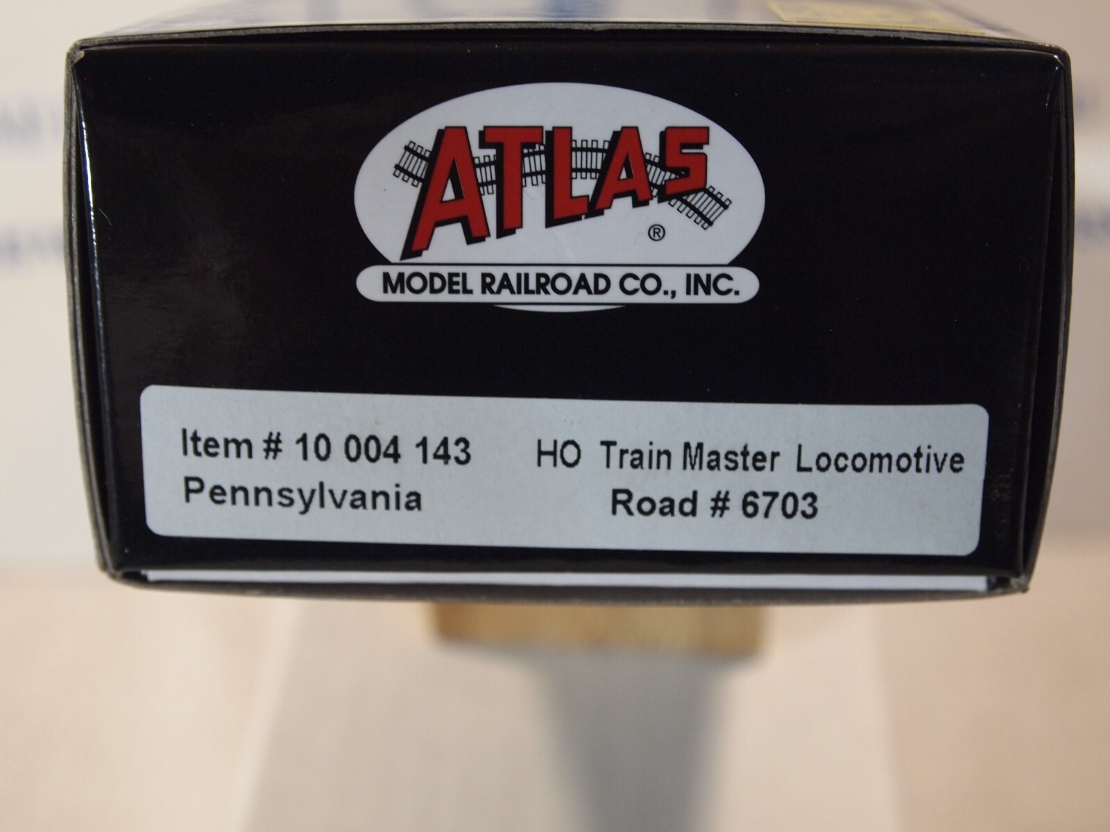 ATLAS 10004143 H.O. FM-H24-66 “TRAINMASTER” PENNSYLVANIA 6703 WITH DCC+SOUND