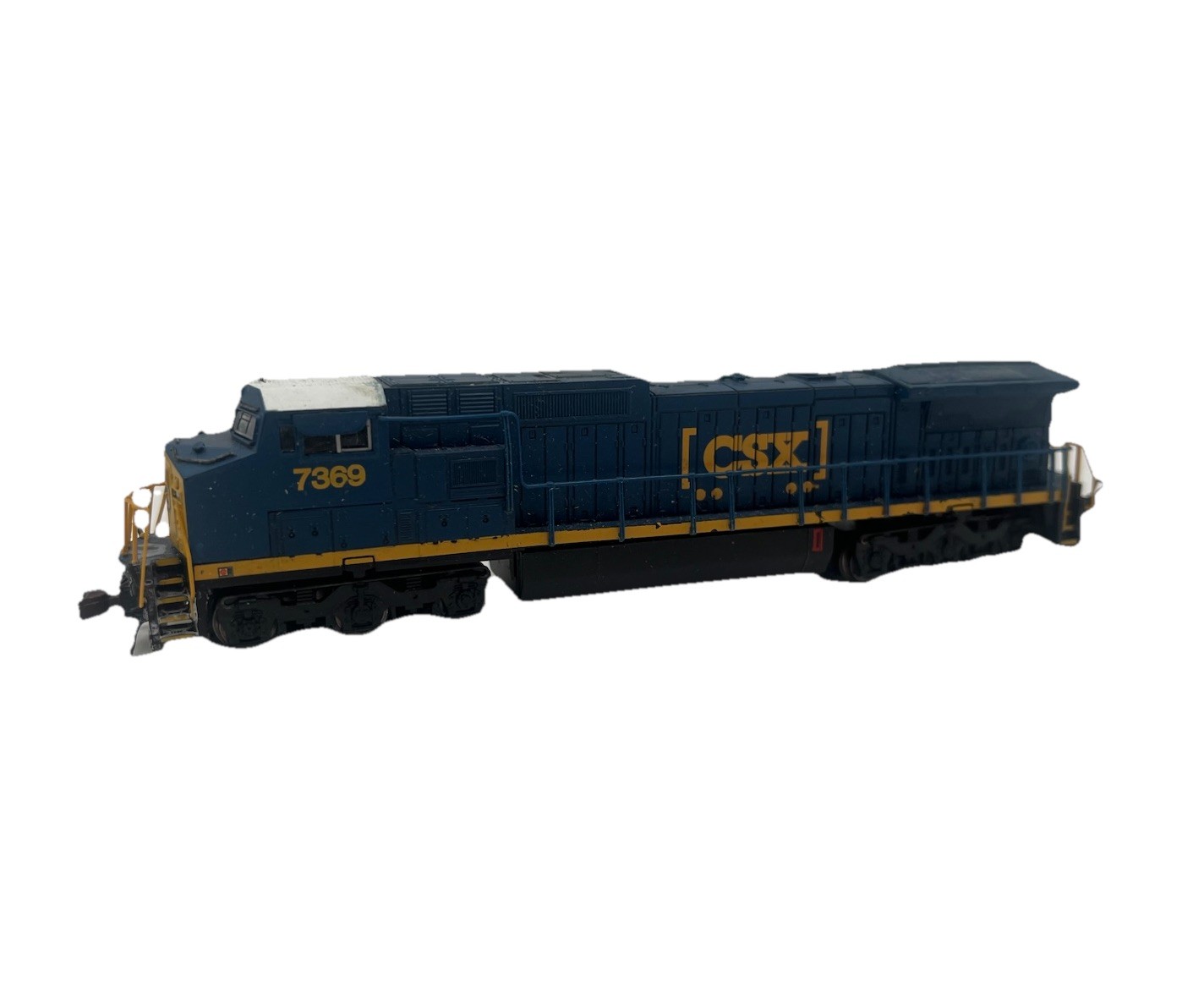 Bachmann 67353 N CSX Dash 8-40CW Diesel Locomotive with Sound and DCC #7369 no b