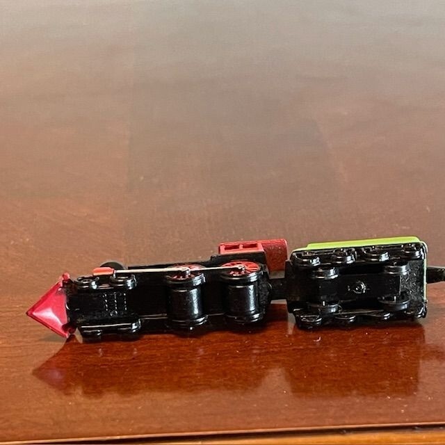 1999 Lionel classic Series Miniature Die-Cast Train Steam Locomotive vintage
