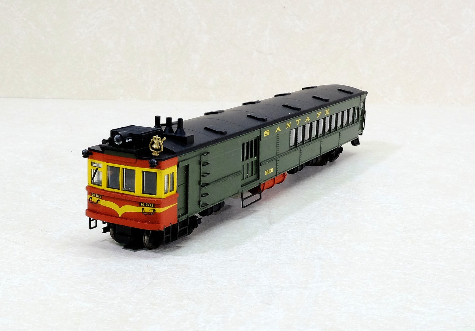 Bachmann Spectrum 81403 HO Santa Fe M131 Doodlebug, Box, Papers, Untested