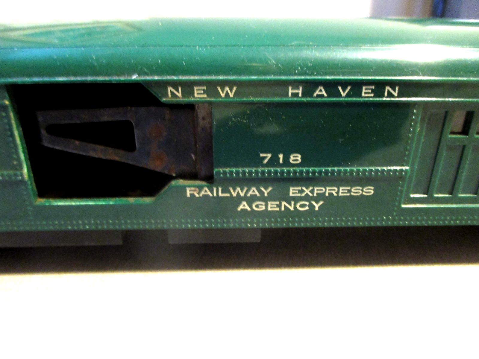 1940’S AMERICAN FLYER 312 PACIFIC-STEAM LOCO & TENDER-PRR & 3 NEW HAVEN CARS