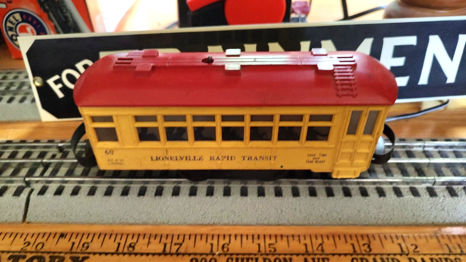 LIONEL #60 THE LIONELVILLE RAPID TRANSIT TROLLEY CAR O SCALE 1960s -As Is – Read
