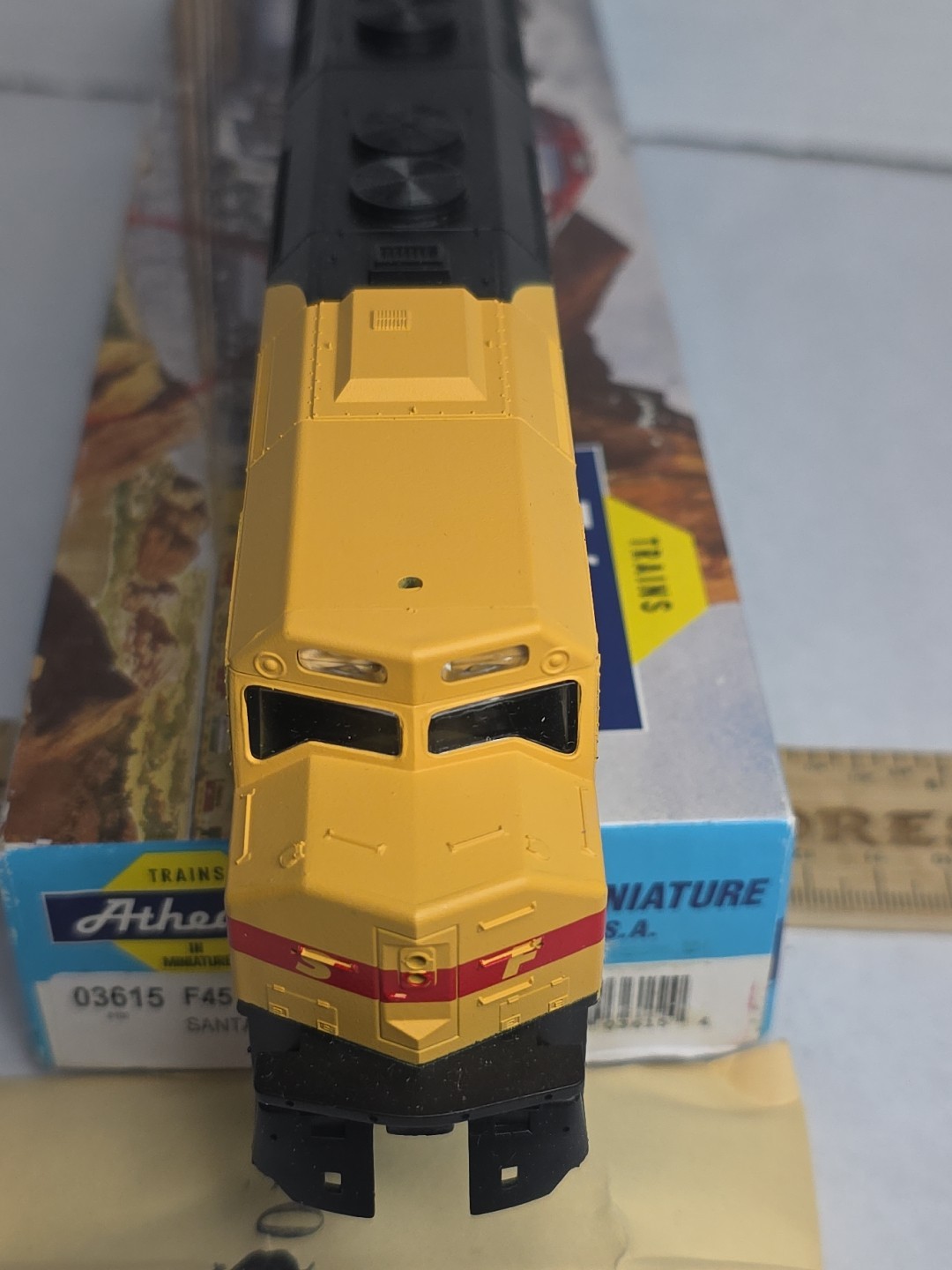 NOS Athearn 3615 HO Scale SF Santa Fe Merger F45 Dummy Diesel Locomotive