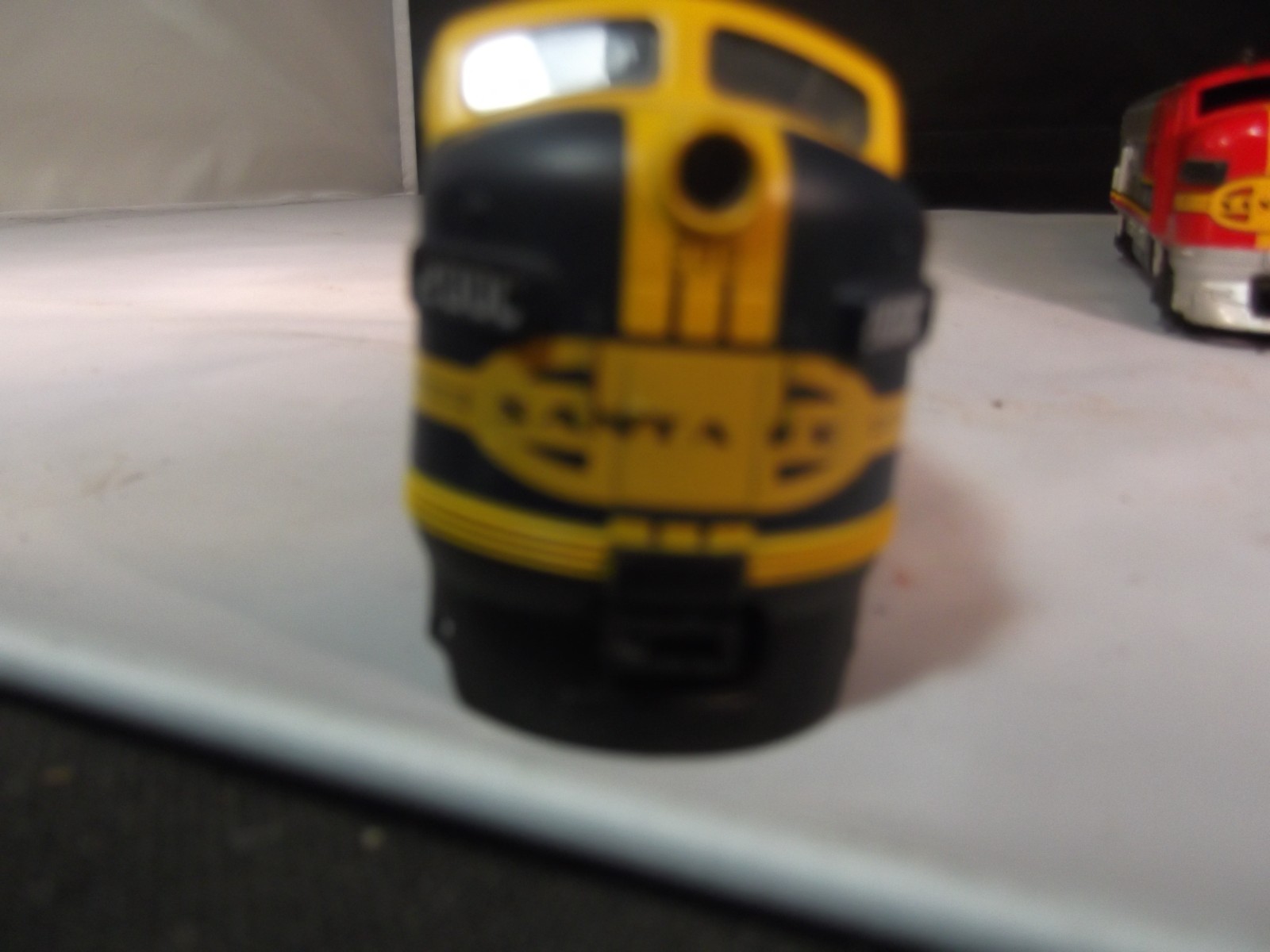 Lot of HO Scale Diesel Locomotive Lot of 2 + Box Cars and a Caboose as is